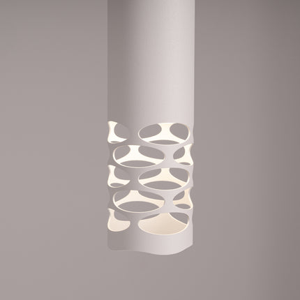 applique murale tube suspendu à embout ajouré entrelacé blanc, vue de détail