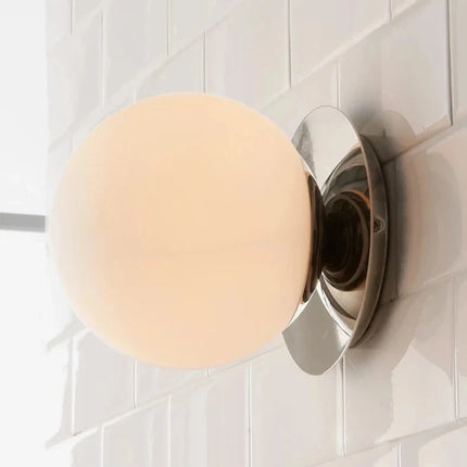 Applique murale ronde nordique en acier inoxydable et verre dépoli