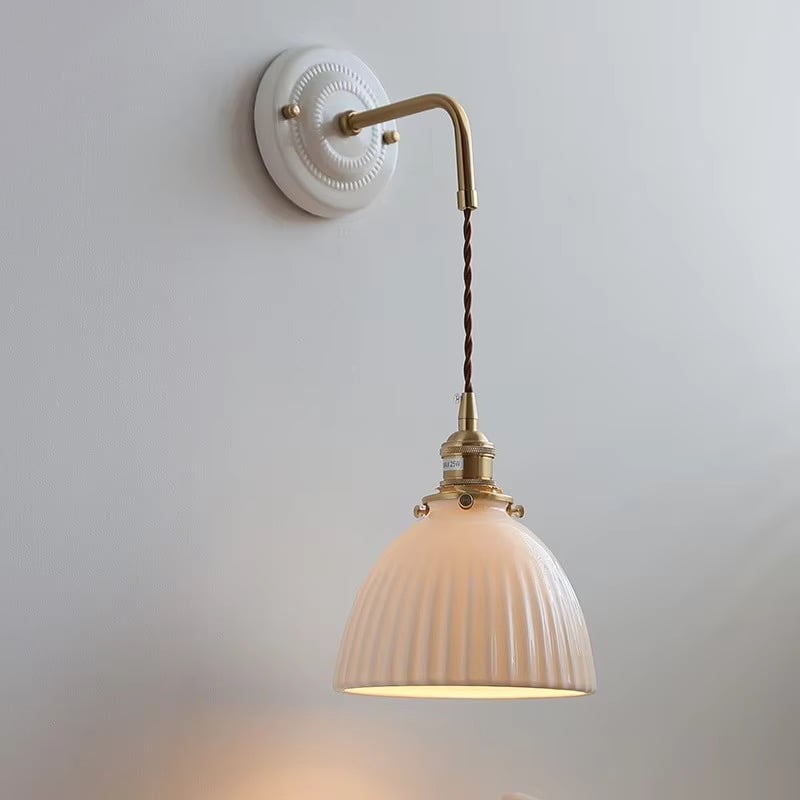 LED-Hängewandleuchte aus Keramik
