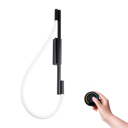 Applique Tube LED Réglable noire sur fond neutre, packshot