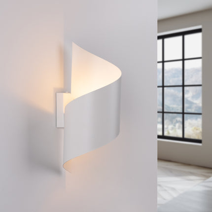 Détail du support de fixation murale de l'applique Vortex acier blanc