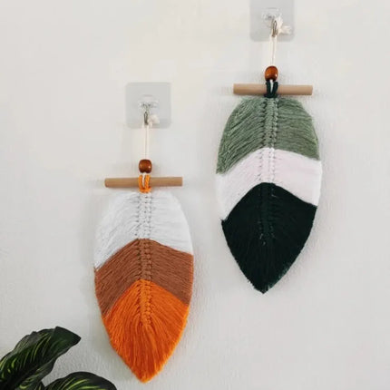Feuilles en macramé coton naturel présentées en idée cadeau