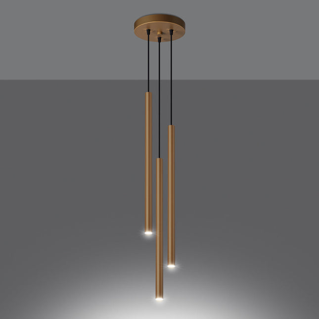 Suspension Halo 3 Tubes Étagés Or en Acier, gros plan sur la texture métallique, Sovala.