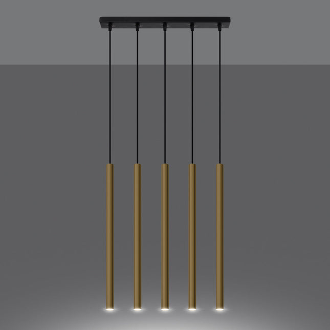 Suspension Halo 5L or poli allumée, cinq halos de lumière chaude diffusés au sol