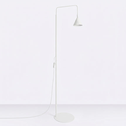 Lampadaire Bergen Cône en Acier Blanche, vue en situation