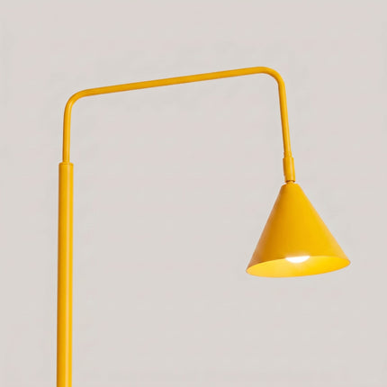Lampadaire Bergen cône jaune ambré, vue de détail du cône