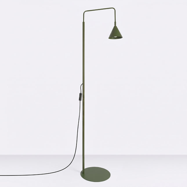 Lampadaire Bergen Cône en Acier Vert Olive, vue en situation