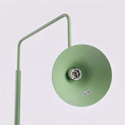 Lampadaire Bergen cône vert sauge, détail de la platine