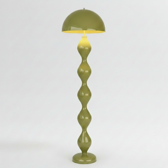 Lampadaire champignon design nordique en métal laqué vert olive avec colonne ondulée, vue produit