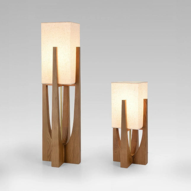 Lampadaire et lampe japonais en bois massif clair, abat-jour lin, les deux tailles côte à côte