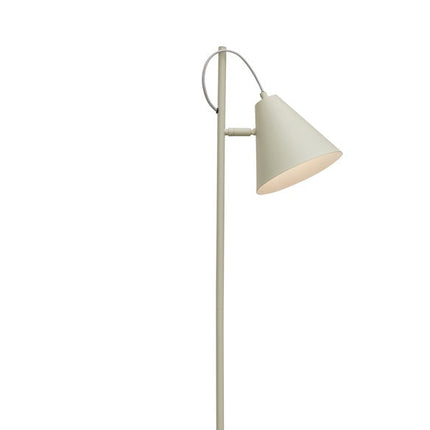 Lampadaire Lisbon vert doux, pied fin en fer et abat-jour conique orientable, fond blanc
