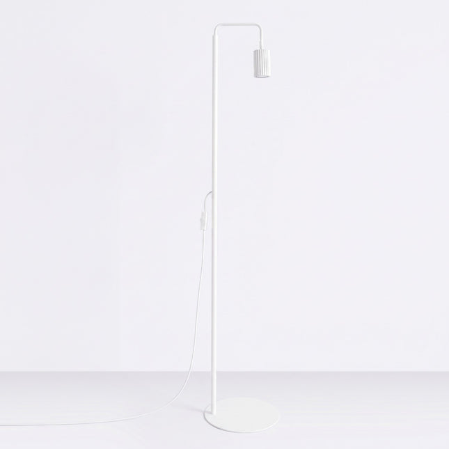 Lampadaire Oslo 1 spot orientable blanc, vue en situation
