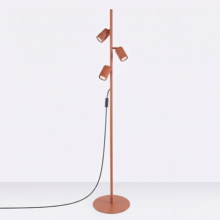 Lampadaire Oslo 3 spots orientables rouge ocre, vue en situation