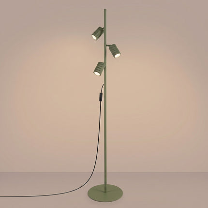 Lampadaire Oslo 3 spots orientables vert olive, lumière allumée