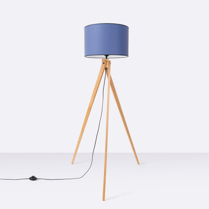 lampadaire trépied bois abat-jour tambour bleu marine 140 cm, vue en situation