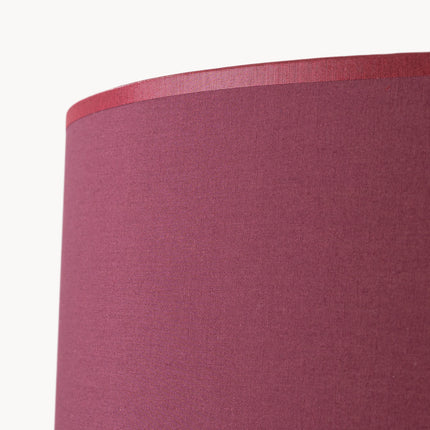 lampadaire trépied bois abat-jour tambour bordeaux 140 cm, détail de la matière