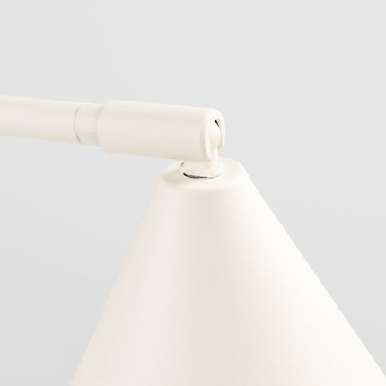 Lampe à Poser Bergen Cône en Acier Beige, vue sur fond coloré