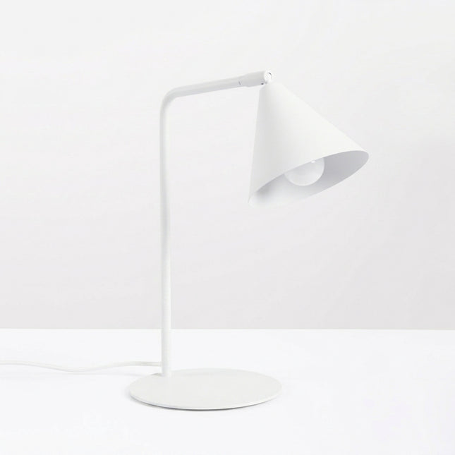 Lampe à Poser Bergen Cône en Acier Blanche, vue en situation