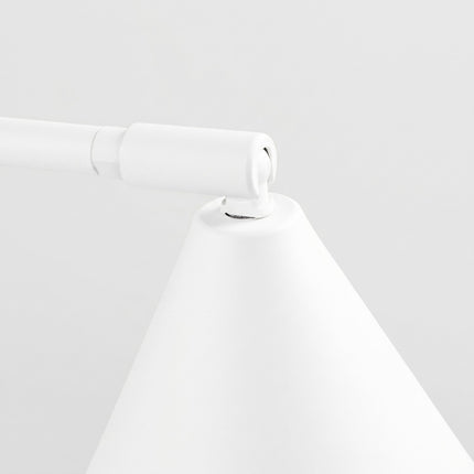 Lampe à Poser Bergen Cône en Acier Blanche, vue sur fond coloré
