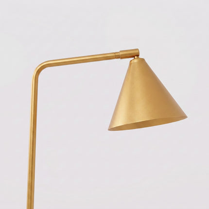 Lampe à poser Bergen cône or, packshot de trois quarts