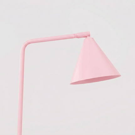 Lampe à Poser Bergen Cône en Acier Rose Poudré, packshot de trois quarts