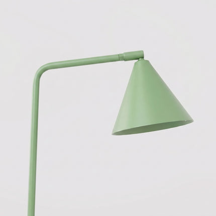 Lampe à Poser Bergen Cône en Acier Vert Sauge, packshot de trois quarts