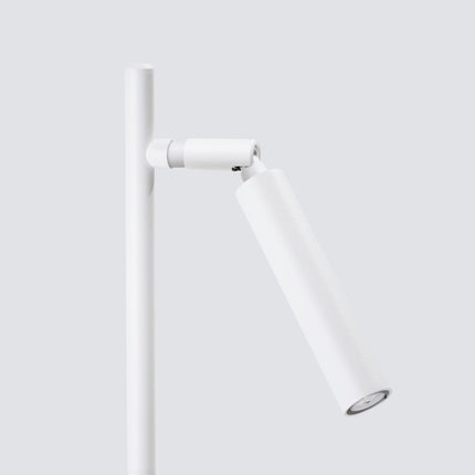 lampe à poser halo tube orientable blanc en acier, packshot de trois quarts