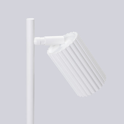 Articulation orientable entre la tige et la tête de la lampe Oslo blanc