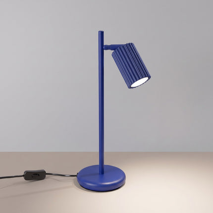 Lampe à poser Oslo bleu outremer, lumière allumée