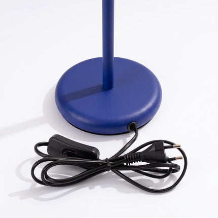 Lampe à poser Oslo bleu outremer, détail de la fixation