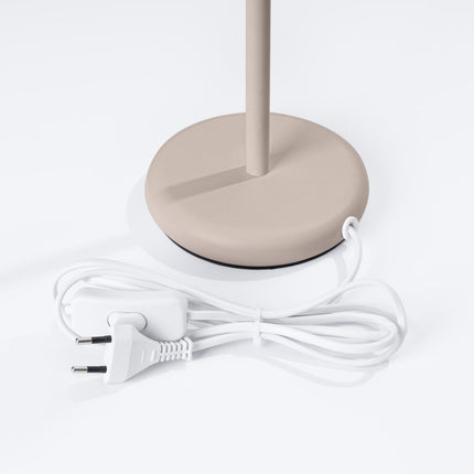 Lampe à Poser Oslo en Aluminium Cannelé Taupe, détail de la fixation