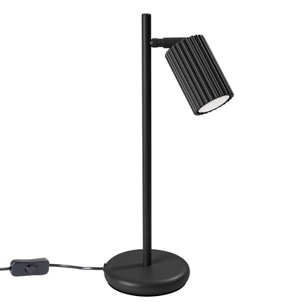 Gros plan sur la tête nervurée orientable de la lampe Oslo noir en aluminium