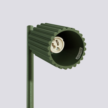 Vue intérieure de la douille GU10 de la lampe à poser Oslo vert