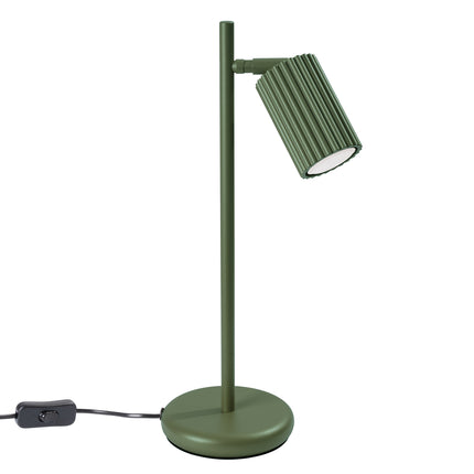 Gros plan sur la tête nervurée orientable de la lampe Oslo vert en aluminium