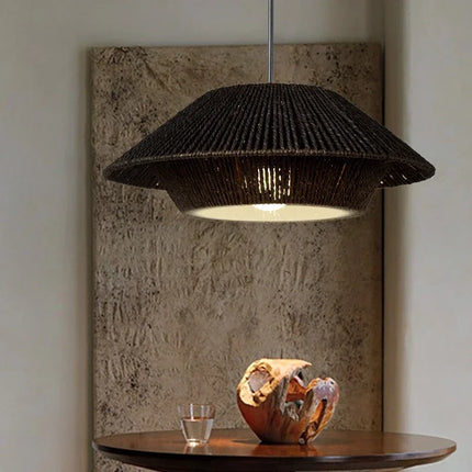 Lampe suspendue en corde de chanvre style japonais Wabi Sabi.
