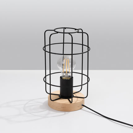 Lampe de table Cage Industrielle en acier noir et bois naturel, vue de face sur fond neutre