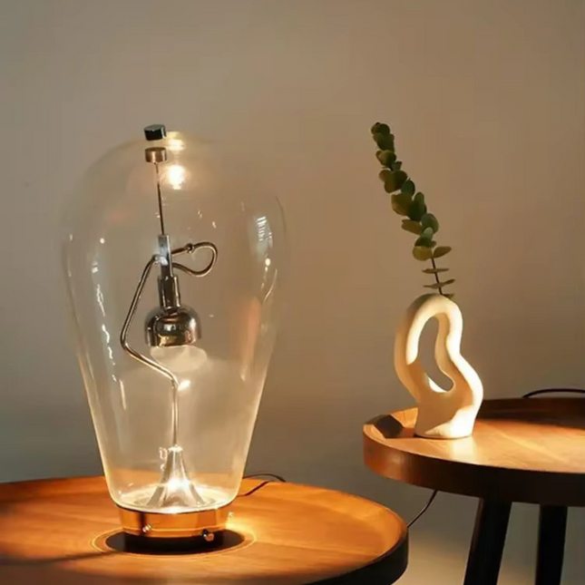 Lampe d'étude LED à base magnétique et cloche en verre pour l'éclairage du bureau.