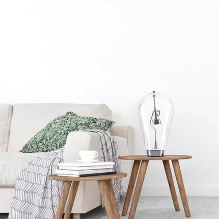 Lampe d'étude LED magnétique à finition chromée, éclairage moderne pour bureau ou chambre.