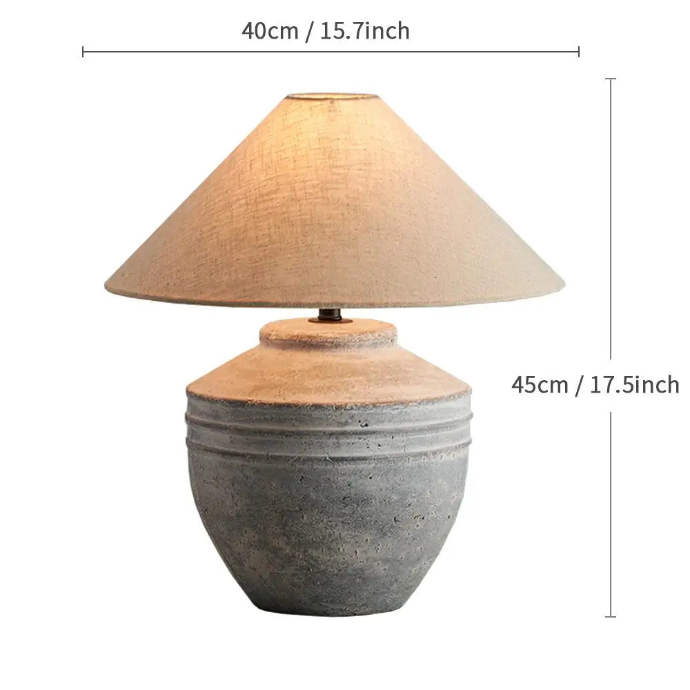 Lampe japonaise en céramique au style Wabi-Sabi pour une touche zen.