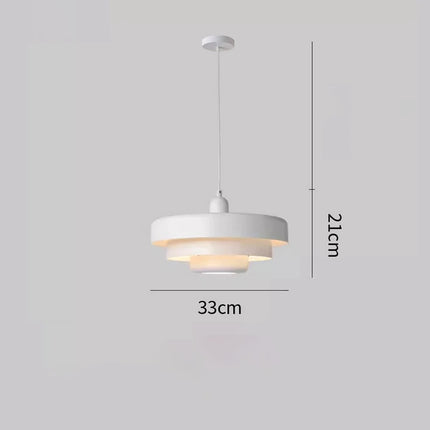 Lampe LED suspendue de design nordique en blanc, idéale pour une décoration minimaliste et un éclairage doux.