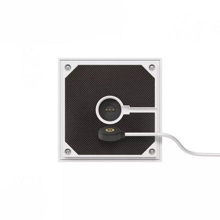 Dessous du socle de la lampe Nutalis avec système de charge magnétique USB