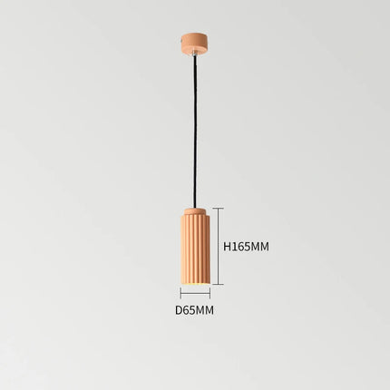 Lampe suspendue moderne en rose pour une décoration contemporaine.