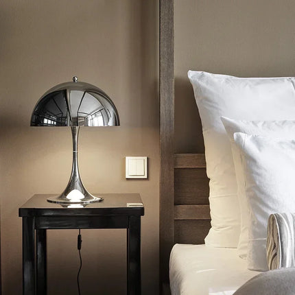 Minimalist Nordic bell table lamp in polished metal