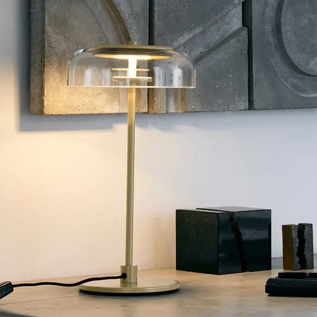 Lampe de table LED verre moderne au corps métal et abat-jour en verre