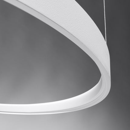 Gros plan sur le halo LED continu et le profil fin de l'Anneau Solis blanc