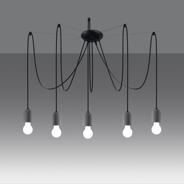 Lustre Béton Raffiné 5 allumé, cinq ampoules visibles