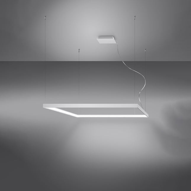 Lustre carré blanc Carré Pure allumé, halo blanc neutre diffusé sur le pourtour