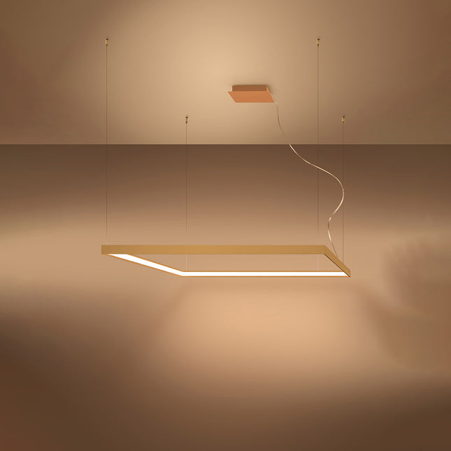 Lustre carré doré Carré Pure allumé, halo blanc chaud diffusé sur le pourtour
