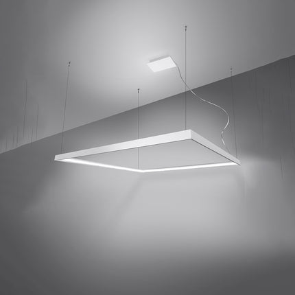 Lustre carré blanc Carré Pure 80 cm vu en angle, halo lumineux continu