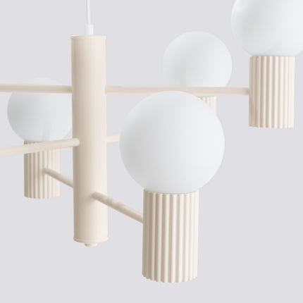 Lustre Halo 6 globes beige, packshot de trois quarts